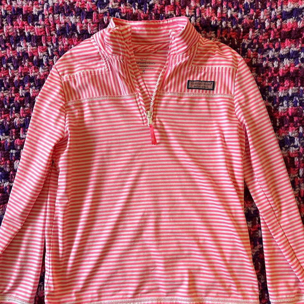Vineyard Vines girls pullover size medium